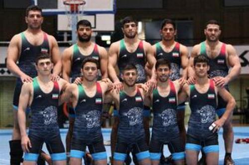 آزادکاران قهرمانی آسیارابه سیل‌زدگان تقدیم کردند