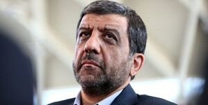 تلاش ضرغامی برای یادگیری بیلیارد! +عکس