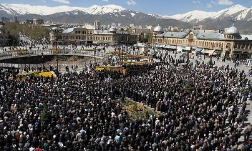 فیلم/ تشییع باشکوه پیکر روحانی همدانی
