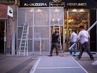 عکس/ فرار کسبه پاریس