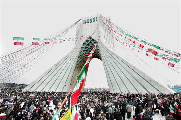 تاثیر تحریم‌های آمریکا بر انتخابات ایران/ «مردی قوی» خواهد آمد