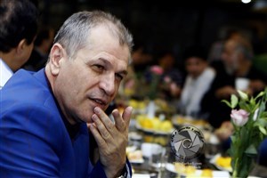 مربیگری استقلال دو بارسکته کرده است! 