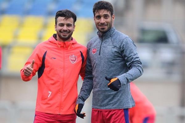  ستاره پرسپولیس در کنار عشق‌های زندگی‌اش و جام قهرمانی+ عکس