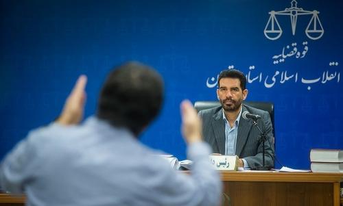 اروپاگردی هادی رضوی با پول بیت‌المال به همراه منشی/ خرید بنز و مازراتی با پول معلمان 