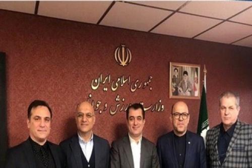 جلسه فوق العاده هیات مدیره استقلال برای تعیین تکلیف سرمربی جدید 