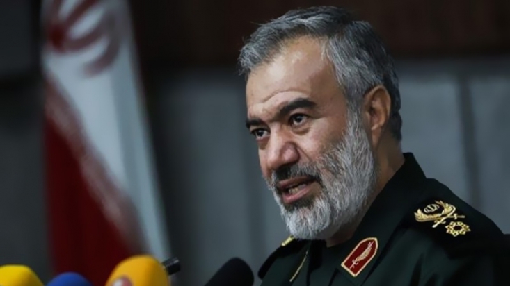 ناو‌های آمریکایی به طور کامل تحت کنترل ما هستند/ صحبت کردن آنها به زبان فارسی نشانه اقتدار ایران است