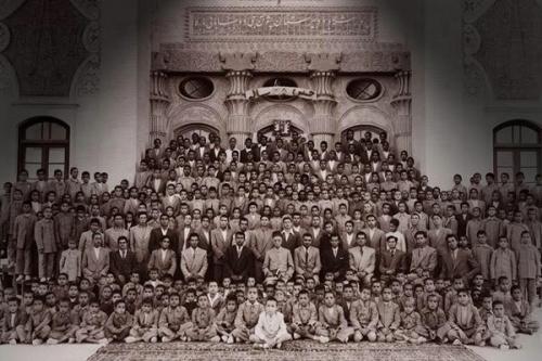 «دبستان پارسی»به زودی آماده نمایش می شود