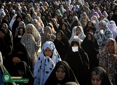 عکس/ نماز باشکوه عید فطر در حرم امام رضا(ع)