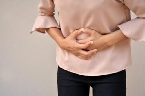 علائم شایع ریفلاکس معده را بشناسید 