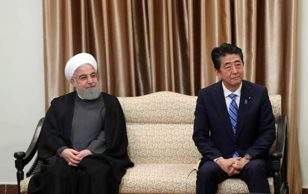 رهبرانقلاب کدام فرضیات ذهنی نخست وزیر ژاپن را باطل کردند؟/ دیداری که برای روحانی از «آبه شینزو» درس‌آموزتر بود!