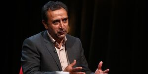 اولین بار نیست که یک مسئول مهم در وزارت نفت در حال فرار دستگیر می‌شود/ پرداخت پورسانت و رشوه‌گیری در فروش نفت افزایش پیدا کرد