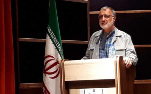 نزدیک‌تر شدن آمریکا امنیت ما را افزایش می‌دهد/ عده‌ای کاسب ارعاب‌ورزی هستند/ وضع موجود به دلیل عمل نکردن برخی مسؤولان به اسلام است/ جامعه امروز به عمار و مالک نیاز دارد