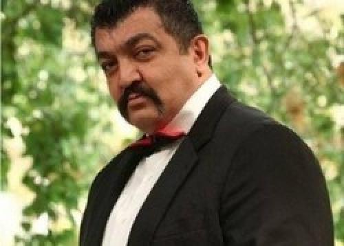 شلوارزننده آقای بازیگردریک مراسم عمومی/عکس 