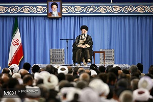  دیدار دست‌اندرکاران و کارگزاران حج با رهبرانقلاب