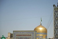  عکس/ شستشوی گنبد مطهر حضرت رضا(ع)
