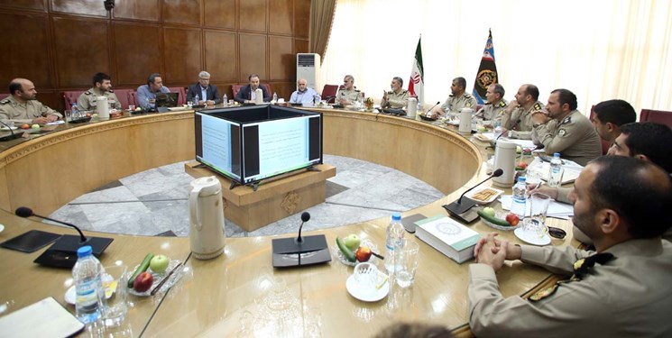 هم‌اندیشی فرمانده‌کل ارتش با مشاوران جوان