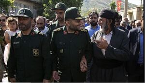 فیلم/ مستندی کوتاه از سفر سردار سلیمانی به کردستان