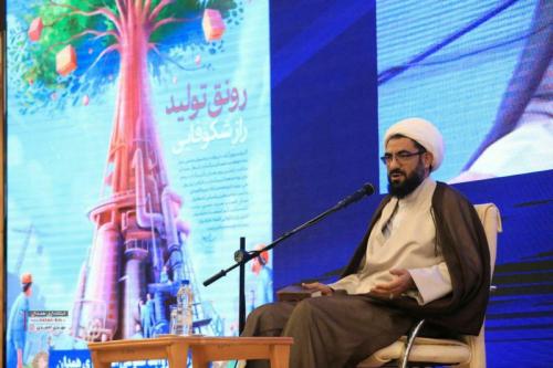 تحریم دکتر ظریف از سوی ترامپ، شبیه رفتارهیتلر است