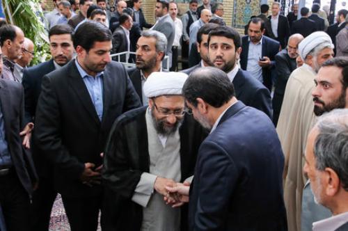 آملی‌لاریجانی به محسن رضایی تسلیت گفت