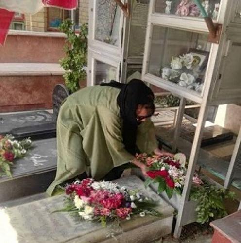حضور سفیر بولیوی در بهشت‌زهرا و ادای احترام به شهدا +عکس