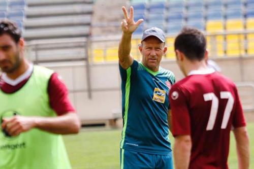 جنجال در اردوگاه پرسپولیس/اولتیماتوم جدی کالدرون به دو بازیکن پرسپولیس