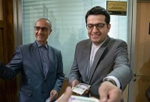  عکس/ عیدی آقای سخنگو به خبرنگاران