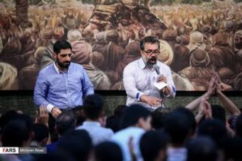  صوت/ مدیحه‌سرایی حاج محمود کریمی در ریحانه الحسین(ع)