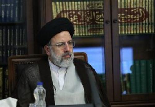  حجت‌الاسلام رئیسی به مجلس می‌رود