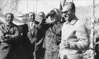 روابط غیراخلاقی محمدرضاپهلوی در دوران تأهل 
