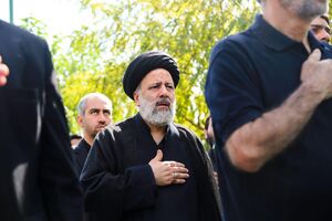 فیلم/آیت الله رییسی درجمع عزاداران حسینی