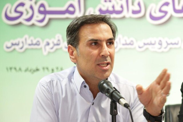 ماجرای درآمد میلیاردی آموزش و پرورش از سود فروش «لباس فرم»