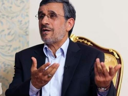 یک راه‌هایی برای مدیریت جهان بلد هستم که فوت کوزه گری است/ حرف های من همان حرف های سال ۸۴ است فقط عمیق تر شده/ شان انسان بالاتر از آن است که وقتش را برای پست و مقام بگذارد/ مردم به من دستور می‌دهند که