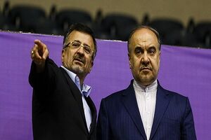 داورزنی خودش را هم تکذیب می‌کند