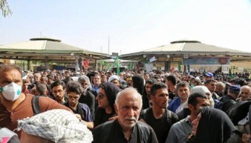  مشکل تردد روز گذشته زائران در مرز مهران برطرف شده است 