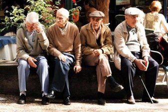  94 درصد سالمندان بیمه هستند 