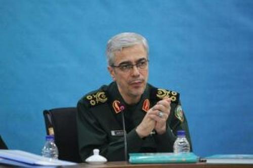  سرلشکر باقری مفتخر به دریافت نشان «نصر درجه یک» شد +عکس