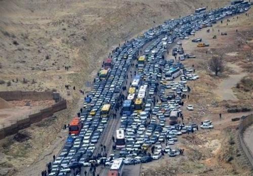 ترافیک در محورهای مواصلاتی استان‌های مرزی روان است