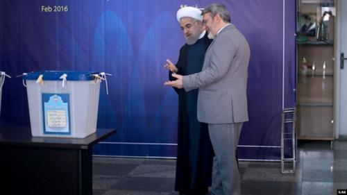 لشگرکشی انتخاباتی دولت با تغییرات گسترده در استانداری و فرمانداری‌ها/ تغییر اتوبوسی ۲۸ استاندار و ۳۰۰ فرماندار/ اصلاح‌طلبان و حامیان فتنه چه خوابی برای انتخابات مجلس دیده‌اند؟