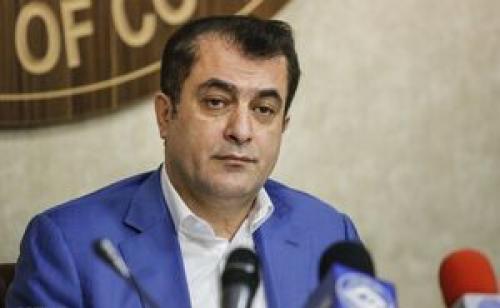  خلیل‌زاده: نمی‌توانم برای استقلال وقت بگذارم