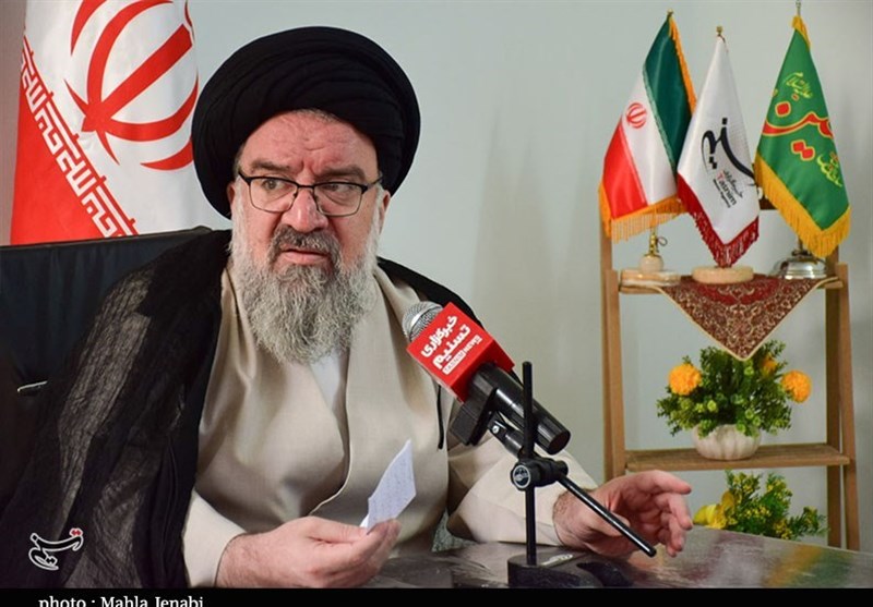حقوق نجومی بگیران خدا را باور ندارند