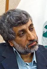 ابراهیم فیاض: شهر قم پر از فاحشه است؛ امروز می‌بینیم که ردیف چهارتا، چهارتا کنار خیابان‌های قم می‌ایستند، آن‌هم با حجاب کامل!/ استقبال رسانه‌های معاند و واکنش فعالان فضای مجازی + عکس 