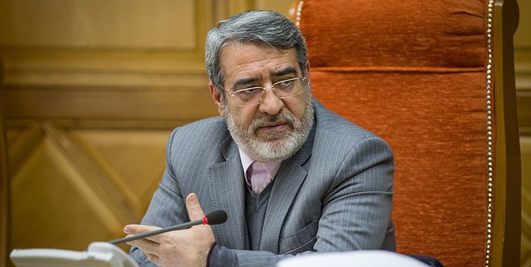وزیر کشوردرواکنش به صحبت های آیت الله جنتی / لازم باشد شب انتخابات هم استانداران و فرمانداران را تغییر می‌دهم 