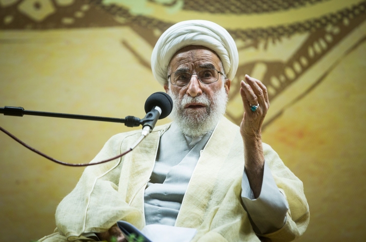 حاشیه‌سازی و دخالت دولت در انتخابات، خلاف «حق‌الناس» است