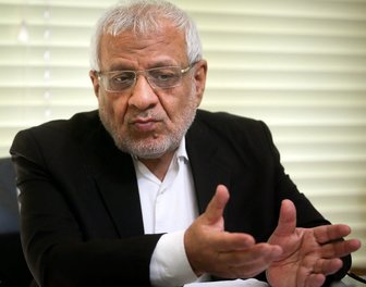  بادامچیان: دولت سیاست‌های غلط را پایان دهد 