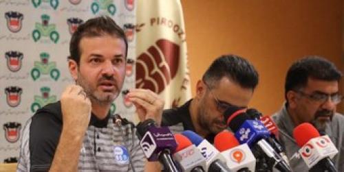 سرمربی استقلال به نشست خبری نرسید 