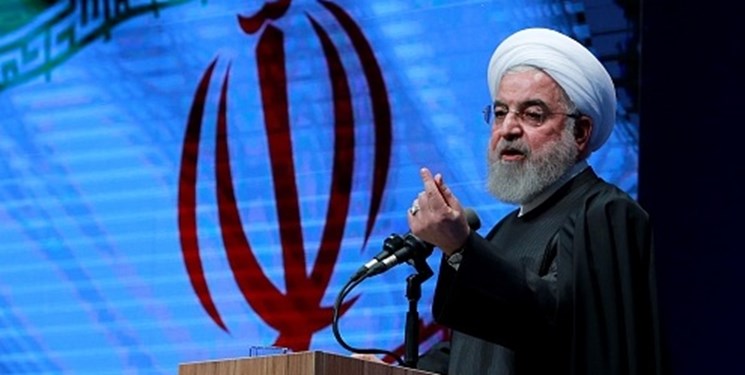رئیس‌جمهور: من هم مثل مردم صبح جمعه دیدم که قیمت بنزین تغییر کرده است+فیلم 