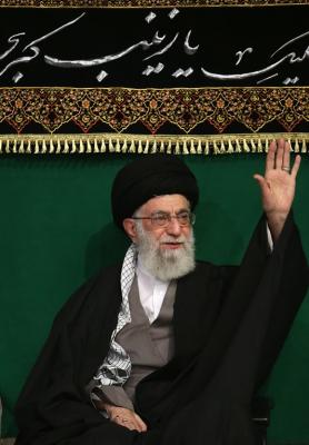 عزاداری هیئت‌های دانشجویی در حضور رهبر معظم انقلاب در اربعین حسینی