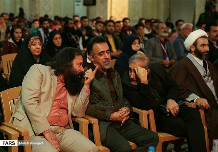 حسین پارسایی چهره برتر جشنواره تئاتر بچه‌های مسجد شد/ آیا تجلیل از کارگردان تئاترهای لاکچری وظیفه حوزه هنری «انقلاب اسلامی» است؟