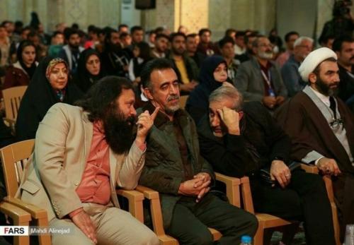 حسین پارسایی چهره برتر جشنواره تئاتر بچه‌های مسجد شد/ آیا تجلیل از کارگردان تئاترهای لاکچری وظیفه حوزه هنری «انقلاب اسلامی» است؟