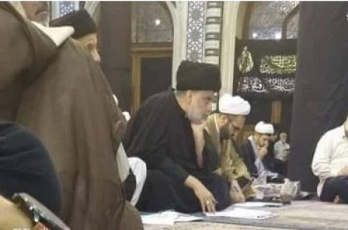 مقتدی صدر پای درس آیت الله سبحانی +عکس